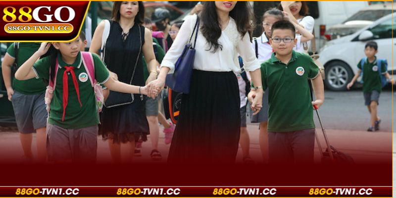 Mơ thấy đi học 